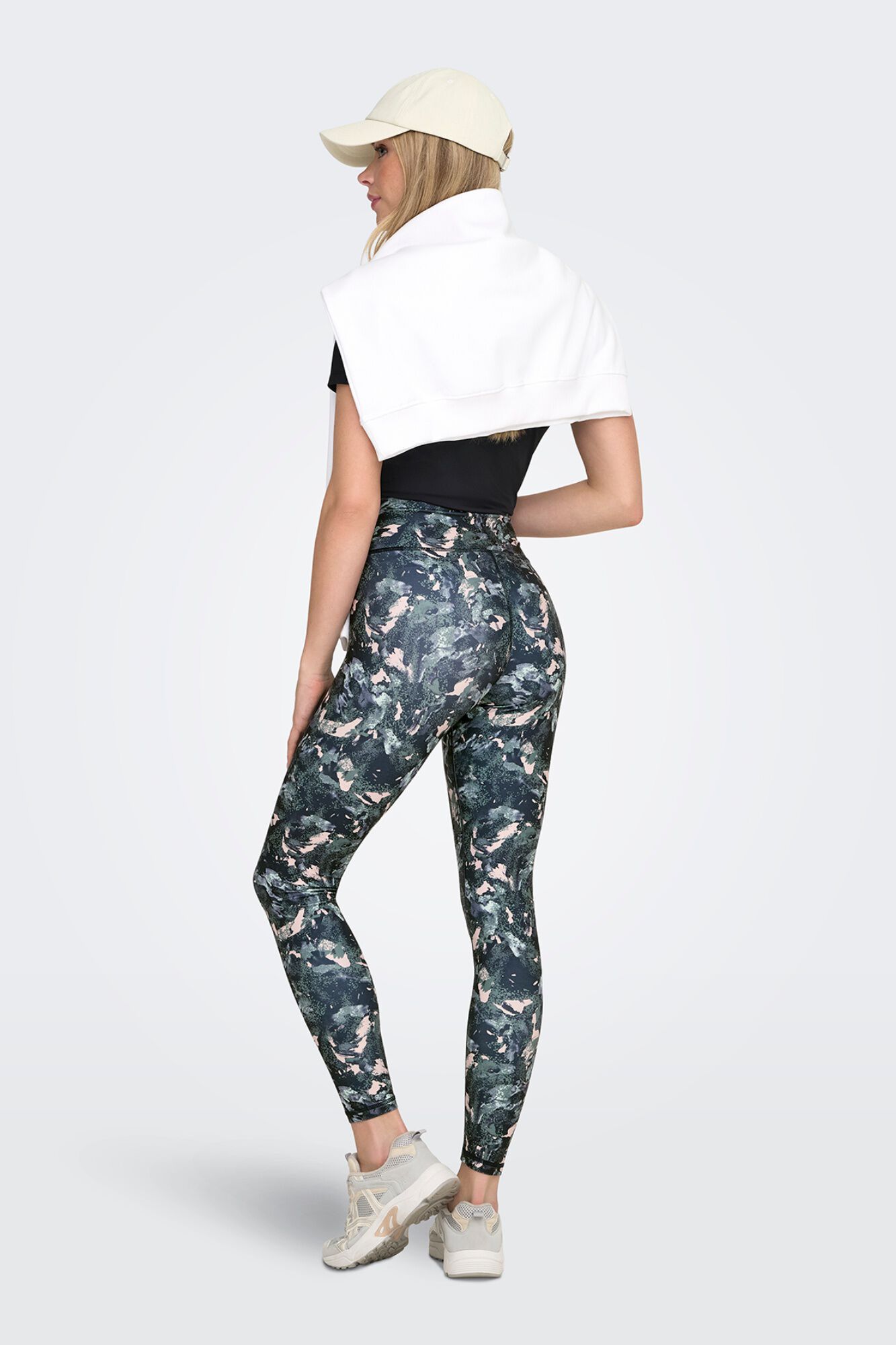 Only Play Hochgeschnittene Leggings mit Seitentasche
