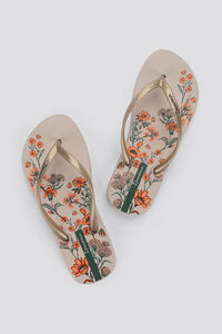 Ipanema Chanclas motivo floral
