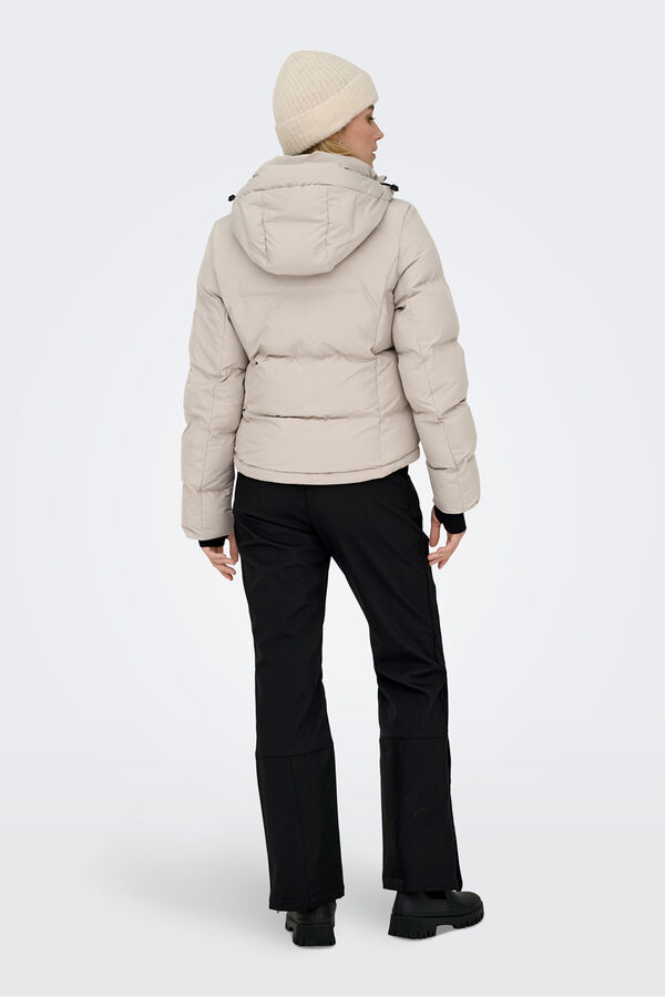 Only Play Technische gepolsterte Jacke für Damen Nude