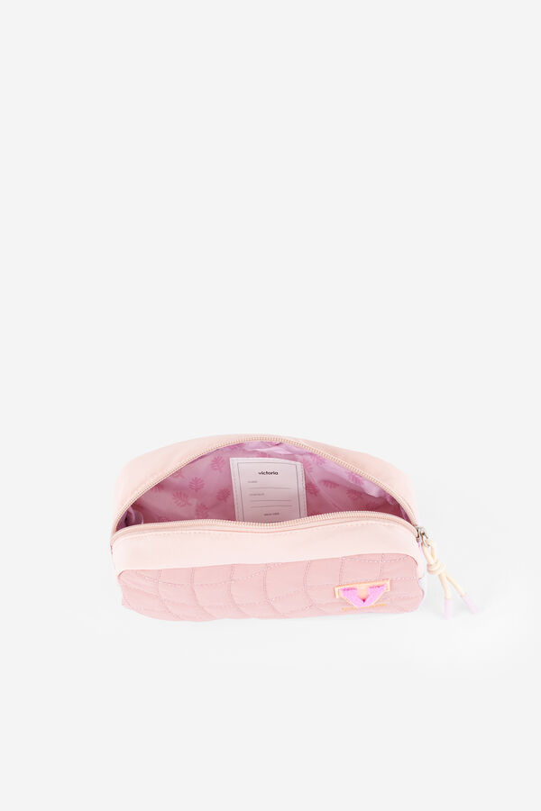 Victoria Gesteppter Kulturbeutel von Victoria Things mit bestickt Rosa