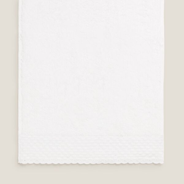 Womensecret Handtuch Frottee englische Stickerei Weiß