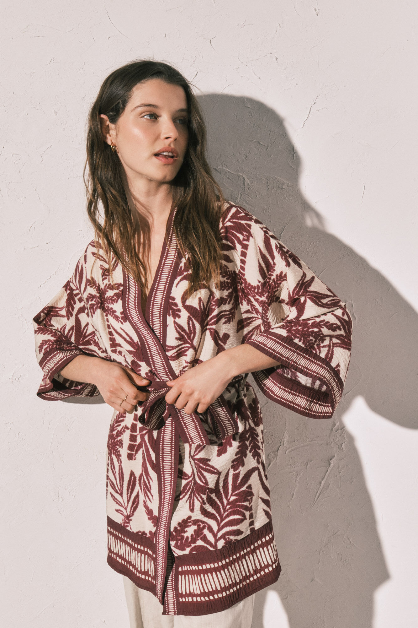 Women'secret Maroon print kimono