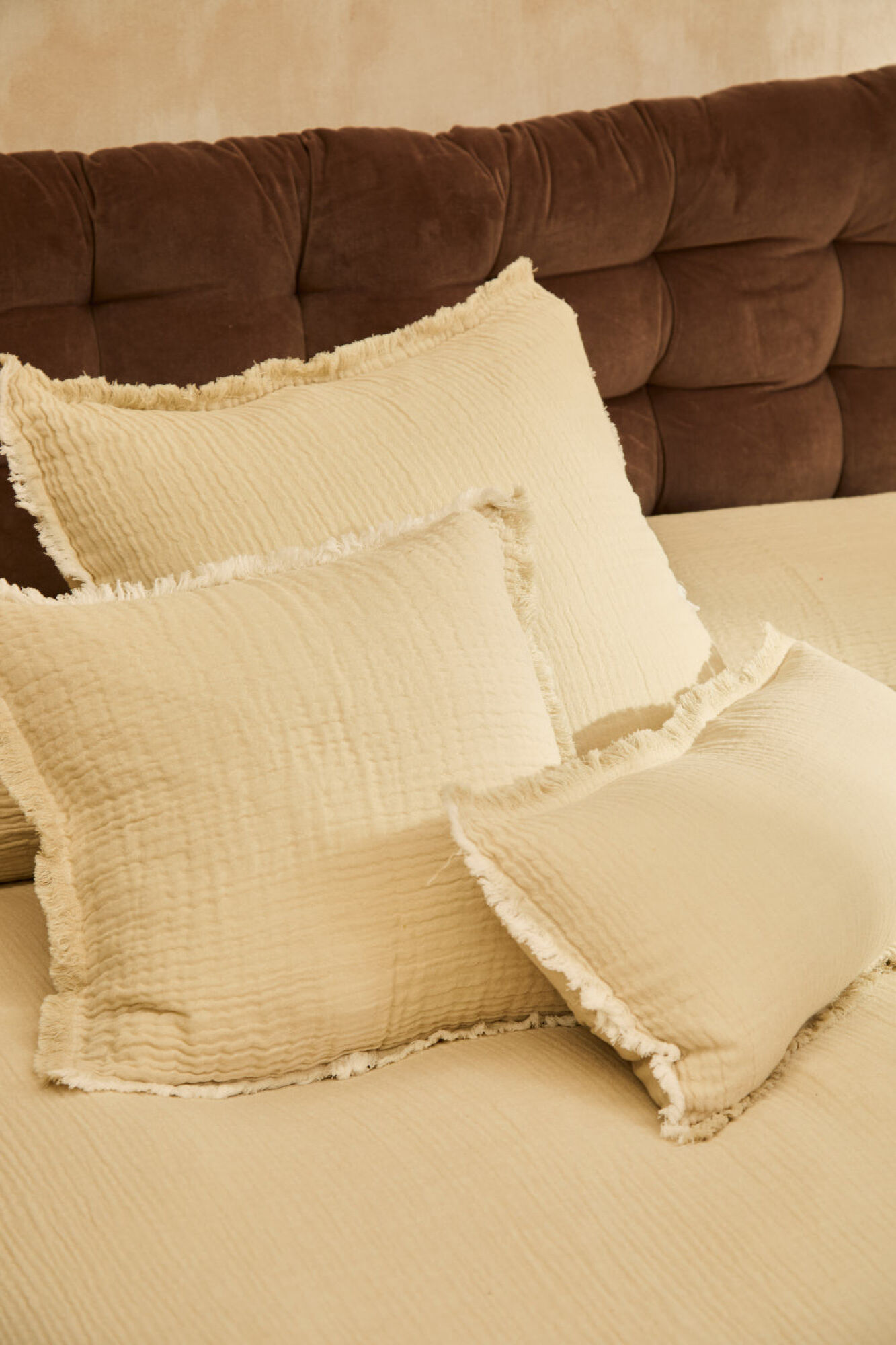 Calma House Funda de coj&iacute;n cuadrada de muselina de algod&oacute;n cruda Layer