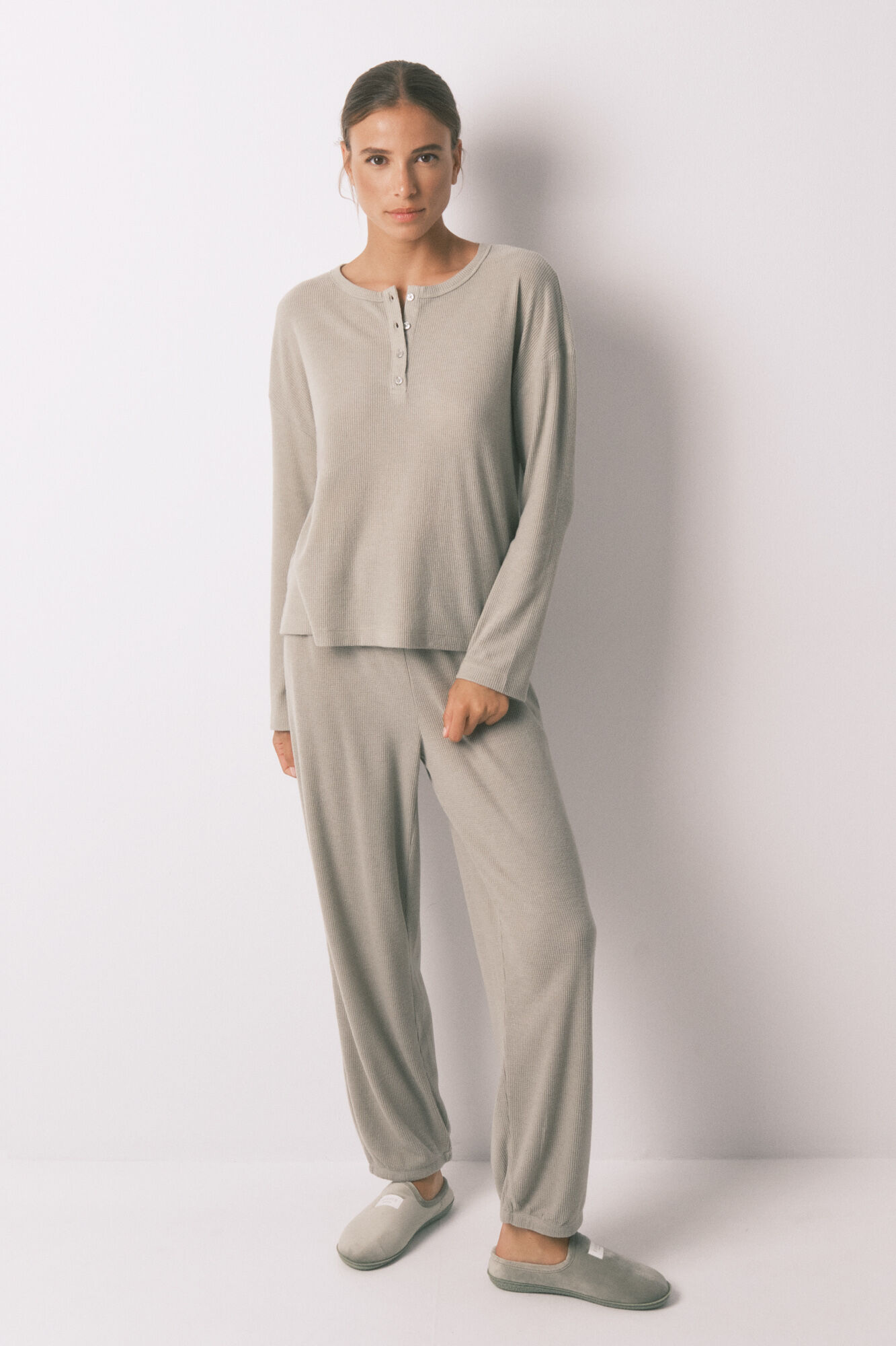 Women'secret Pijama longo verde com textura waffle