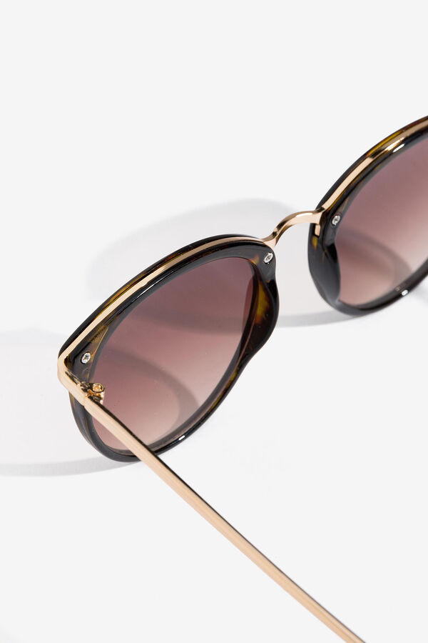 Vilanova Gafas de Sol Redondas Carey Combinadas marr&oacute;n