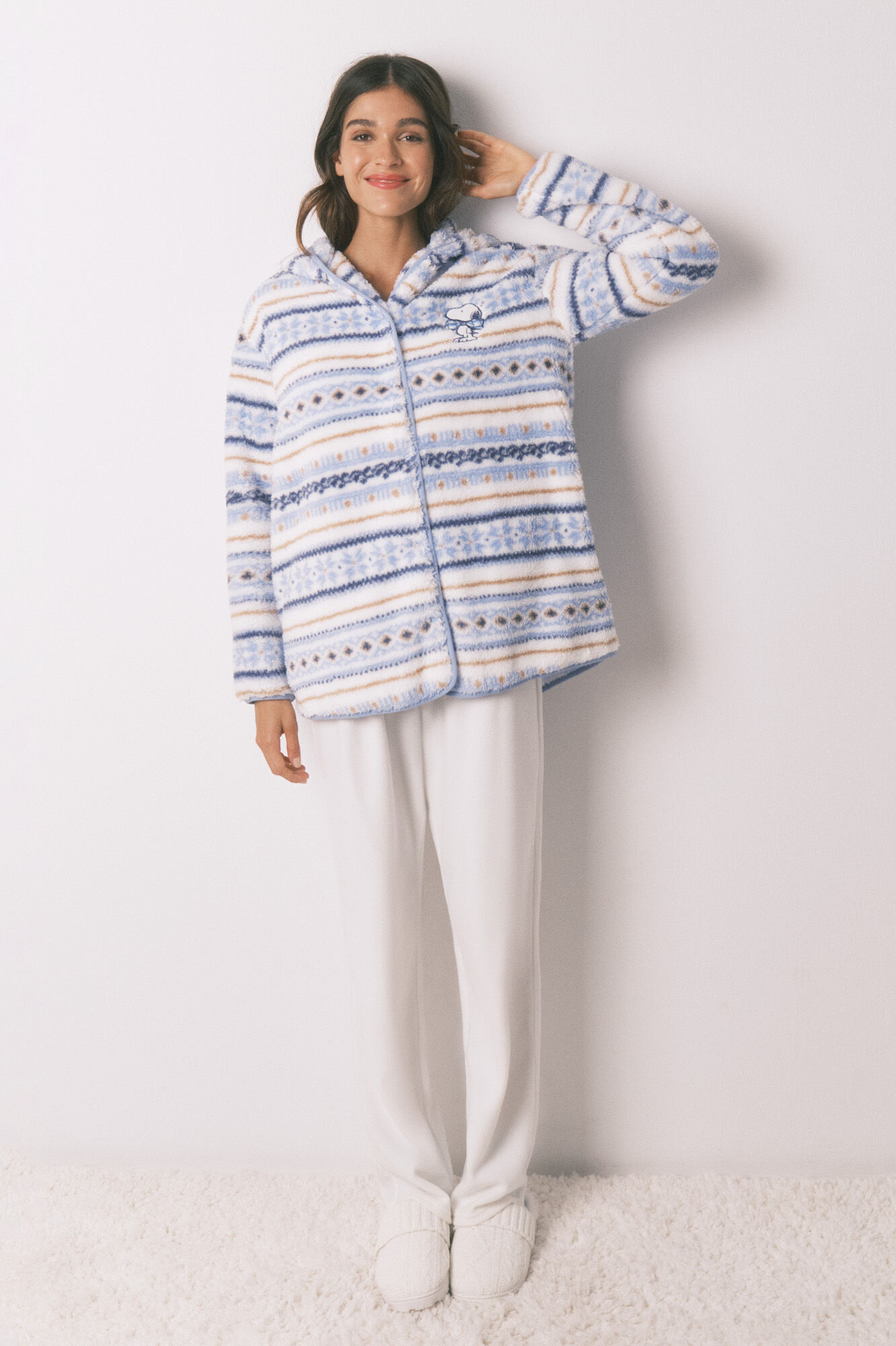 Women'secret Snoopy hood robe with borders