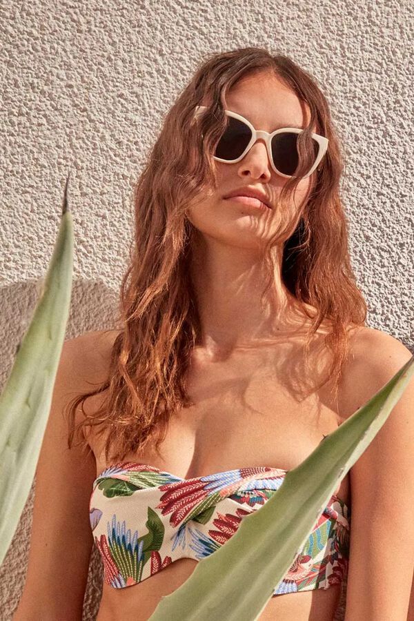 Gisela Top bikini bandeau multiposici&oacute;n blanco