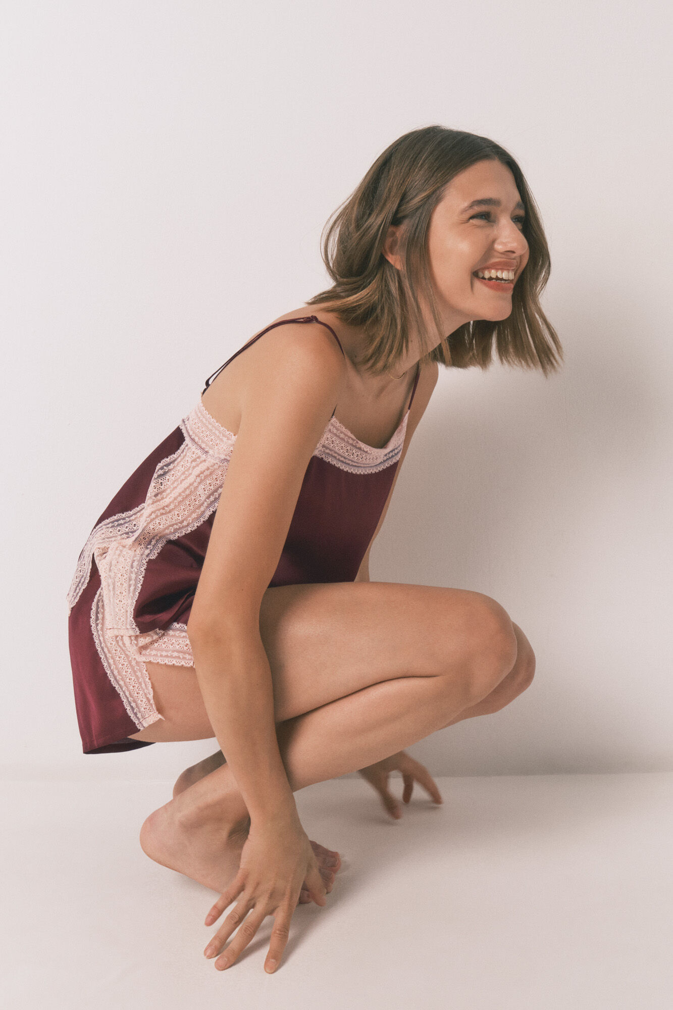 Women'secret Pijama corto encaje vino