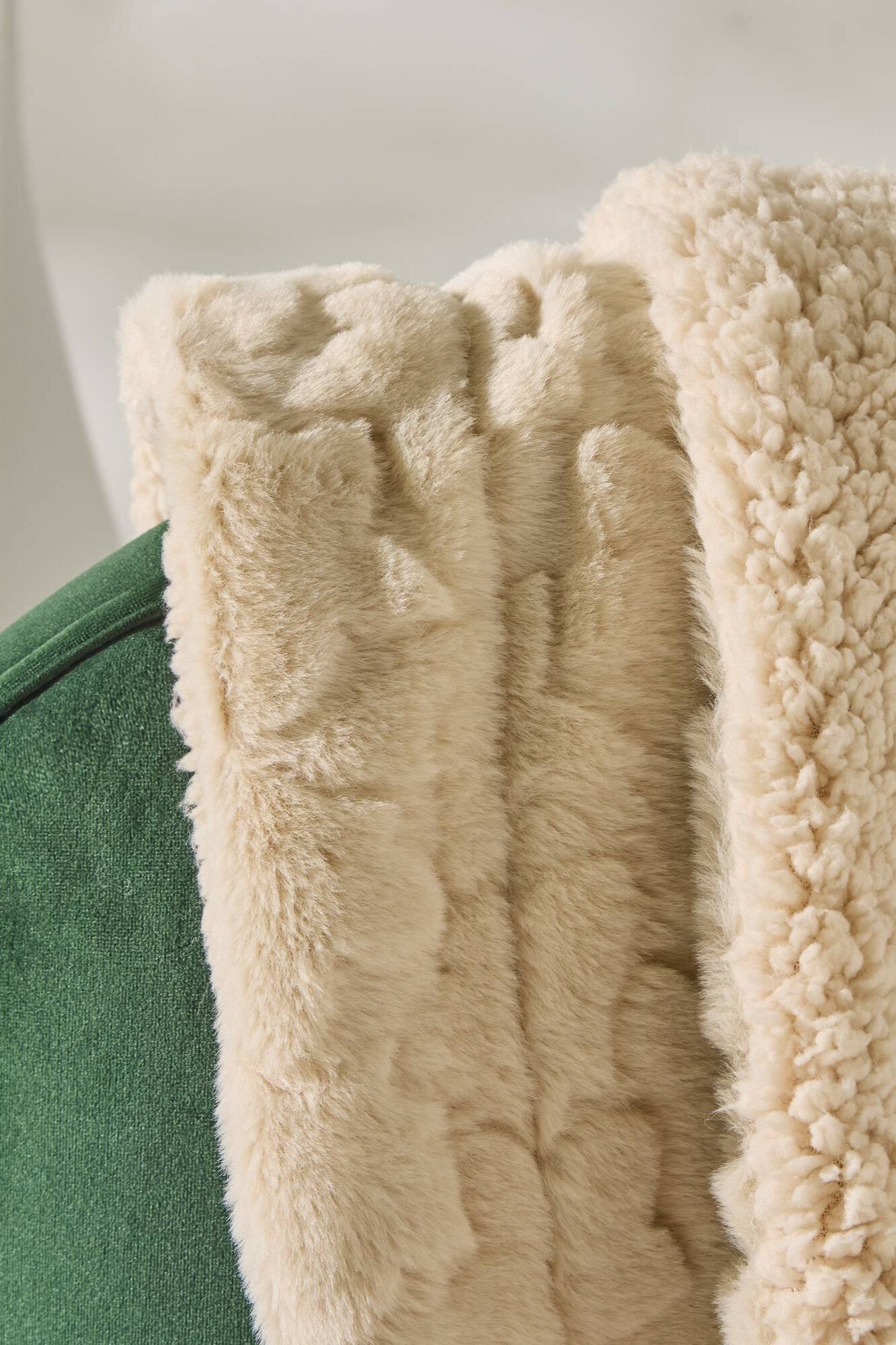 Textura Polarfleece-Plaid mit Sternen und Lammfell-R&uuml;ckseite
