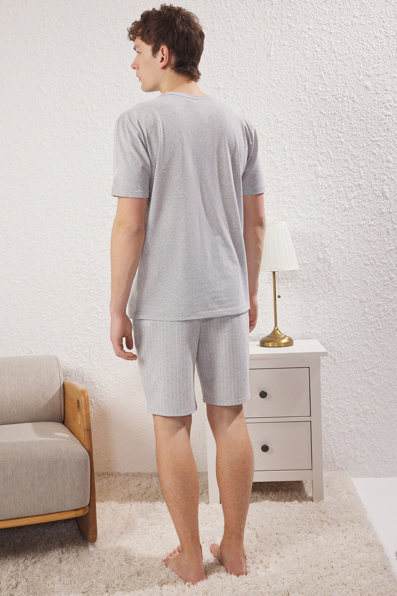 Trendyol Conjunto de pijama curto &agrave;s riscas