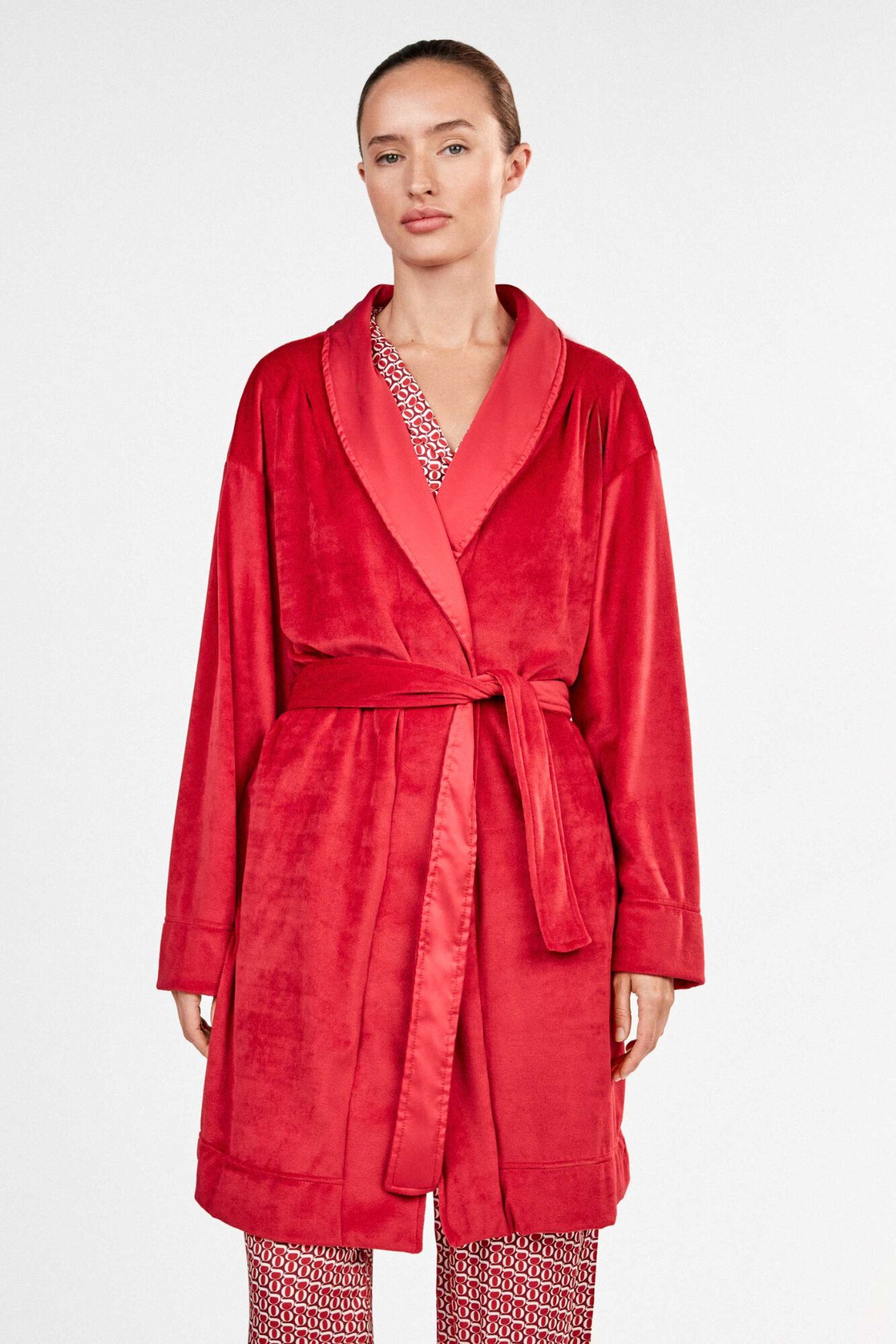 Gisela Buttoned robe with shoulder pleats