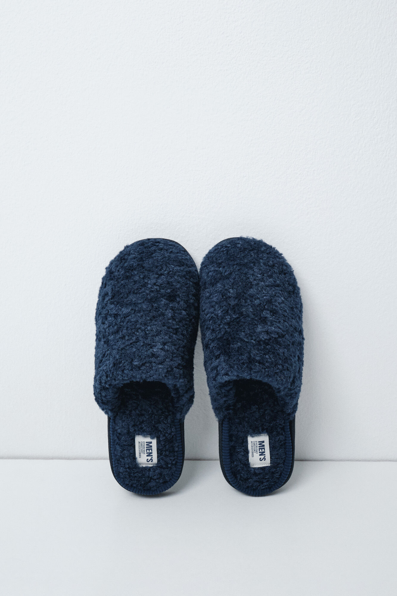 Women'secret Blue faux shearling men's slippers