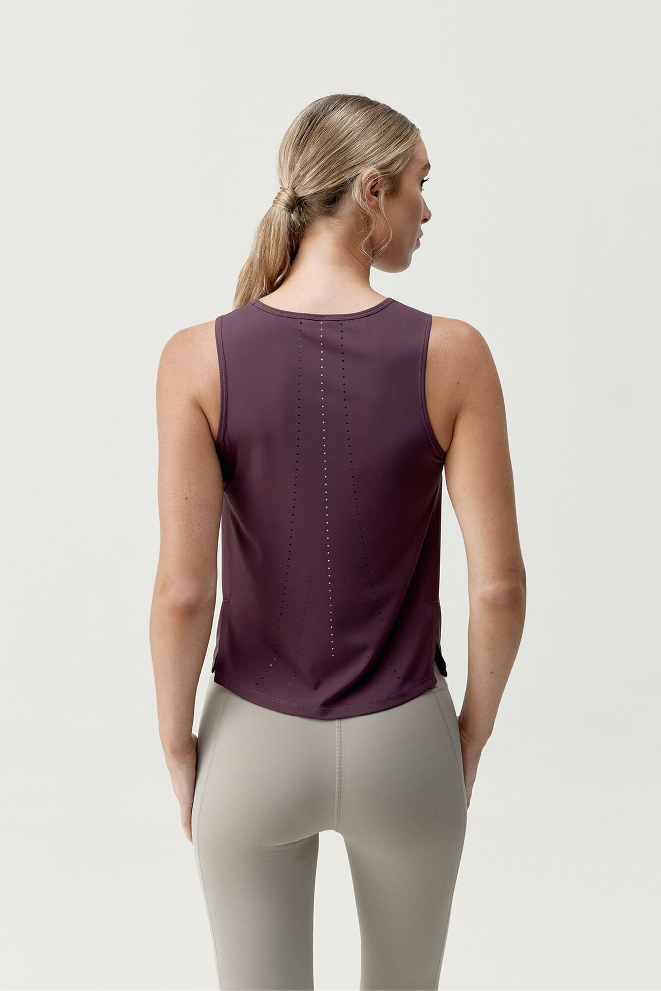 Born Living Yoga Sport-T-Shirt Race Dark Cherry