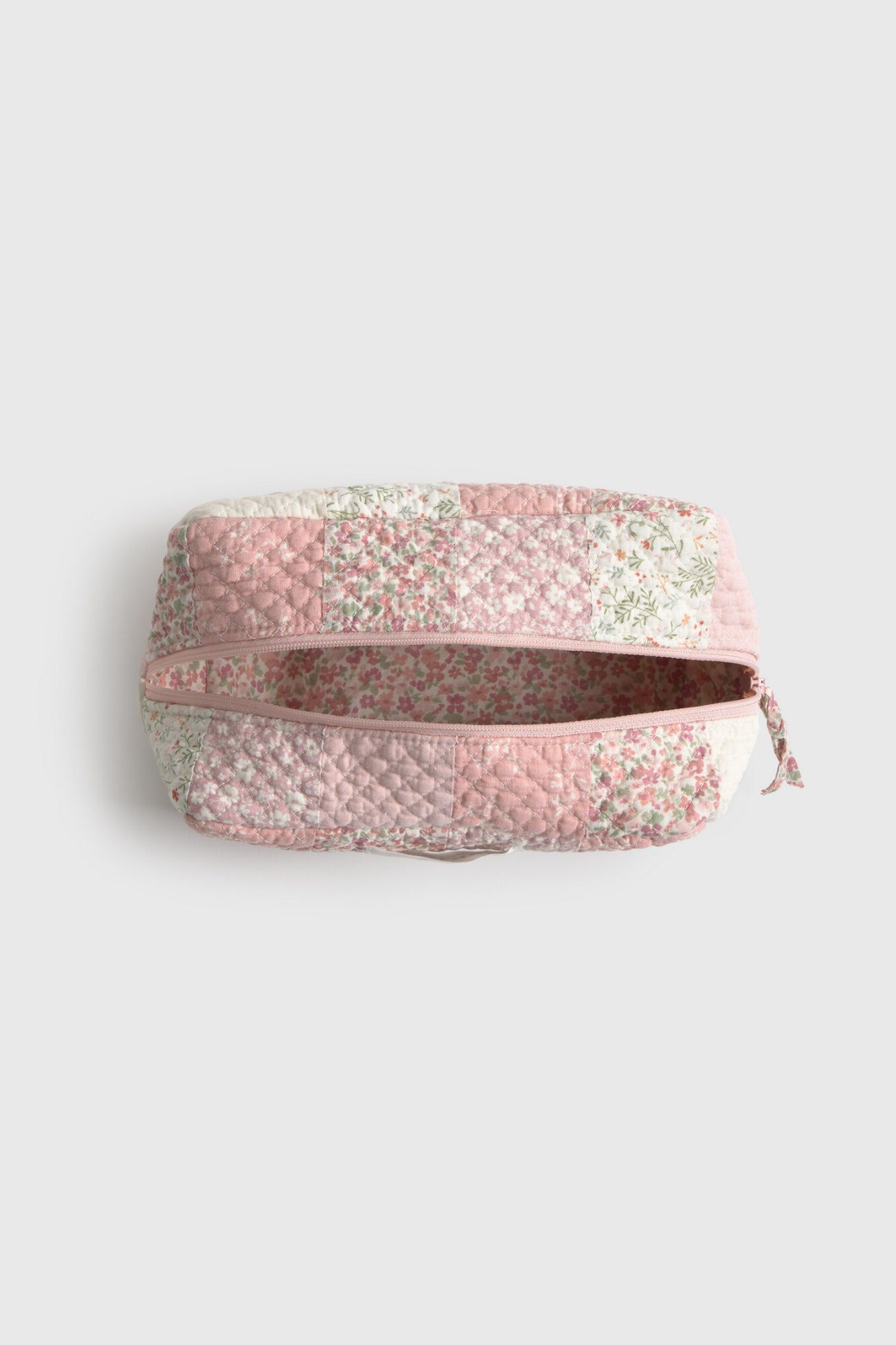 Textura Gesteppte Kosmetiktasche aus Baumwoll-Patchwork