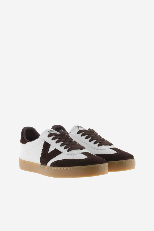 Victoria Zapatillas de efecto piel marr&oacute;n