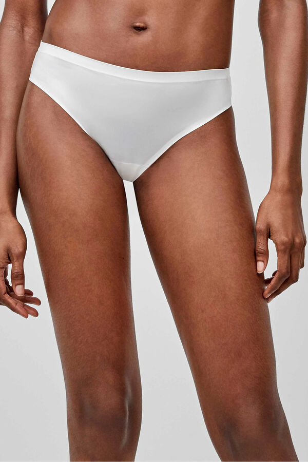 Gisela Klassischer, unsichtbarer Satin-Slip Naturweiß