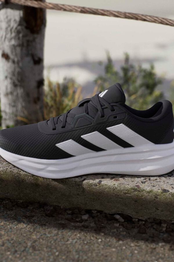 Adidas Galaxy 7 3-stripe running trainers black