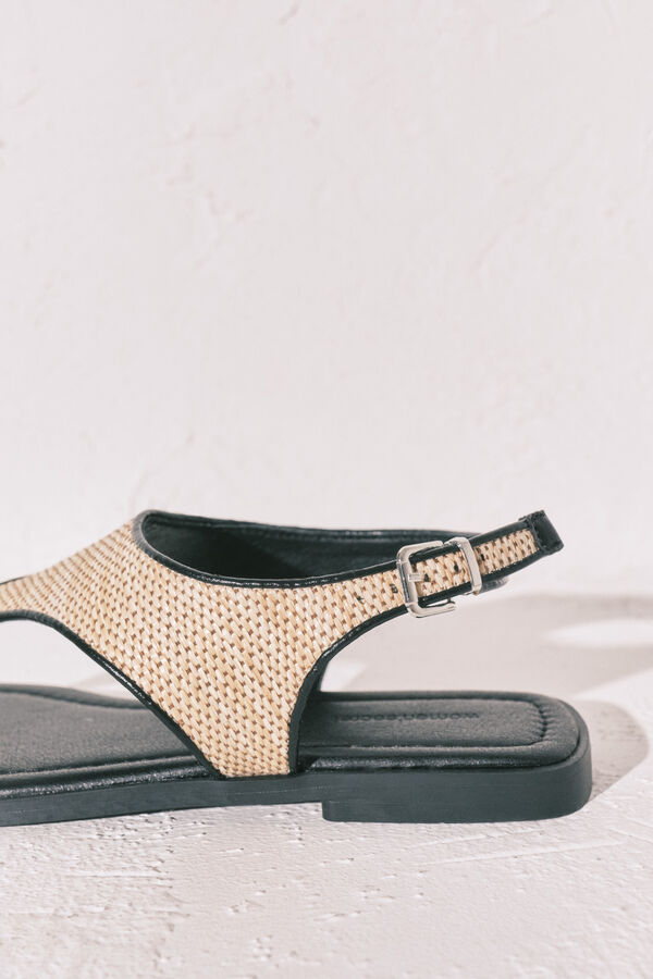 Women'secret Ravne sandale sa prstenom od rafije Crna