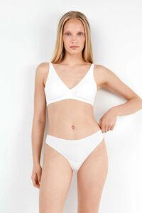 Gisela Slip Brazilian mit Spitzenborte und Spitzen an den Seiten