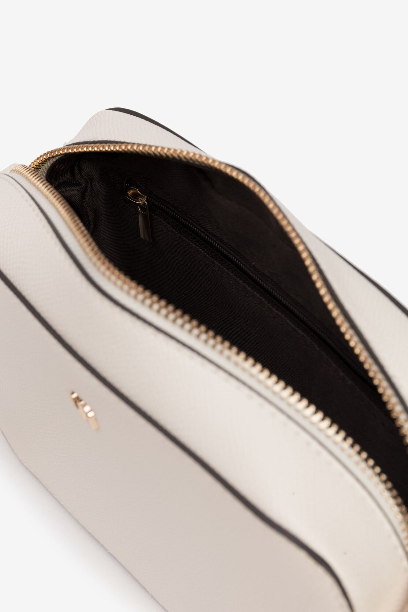 Vilanova Bolso bandolera efecto piel metalizada