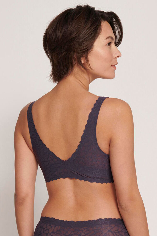 Rosa Scalloped French Lace Bralette –