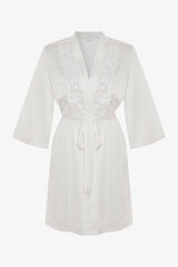 Penti Bata delicada para novias marfil