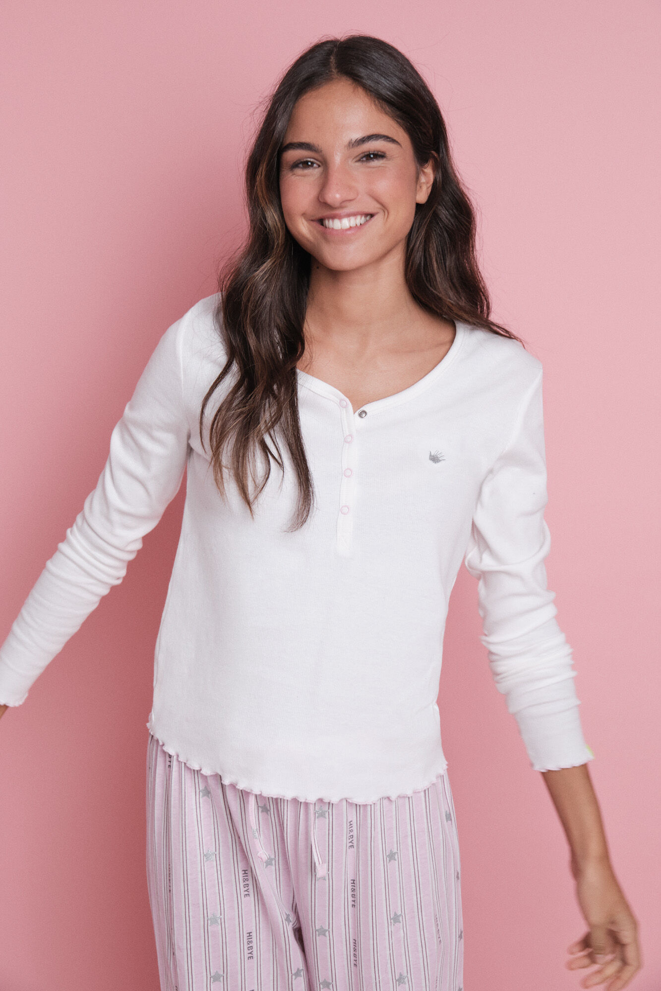 HI&BYE Pijama largo algod&oacute;n rayas logo blanco 