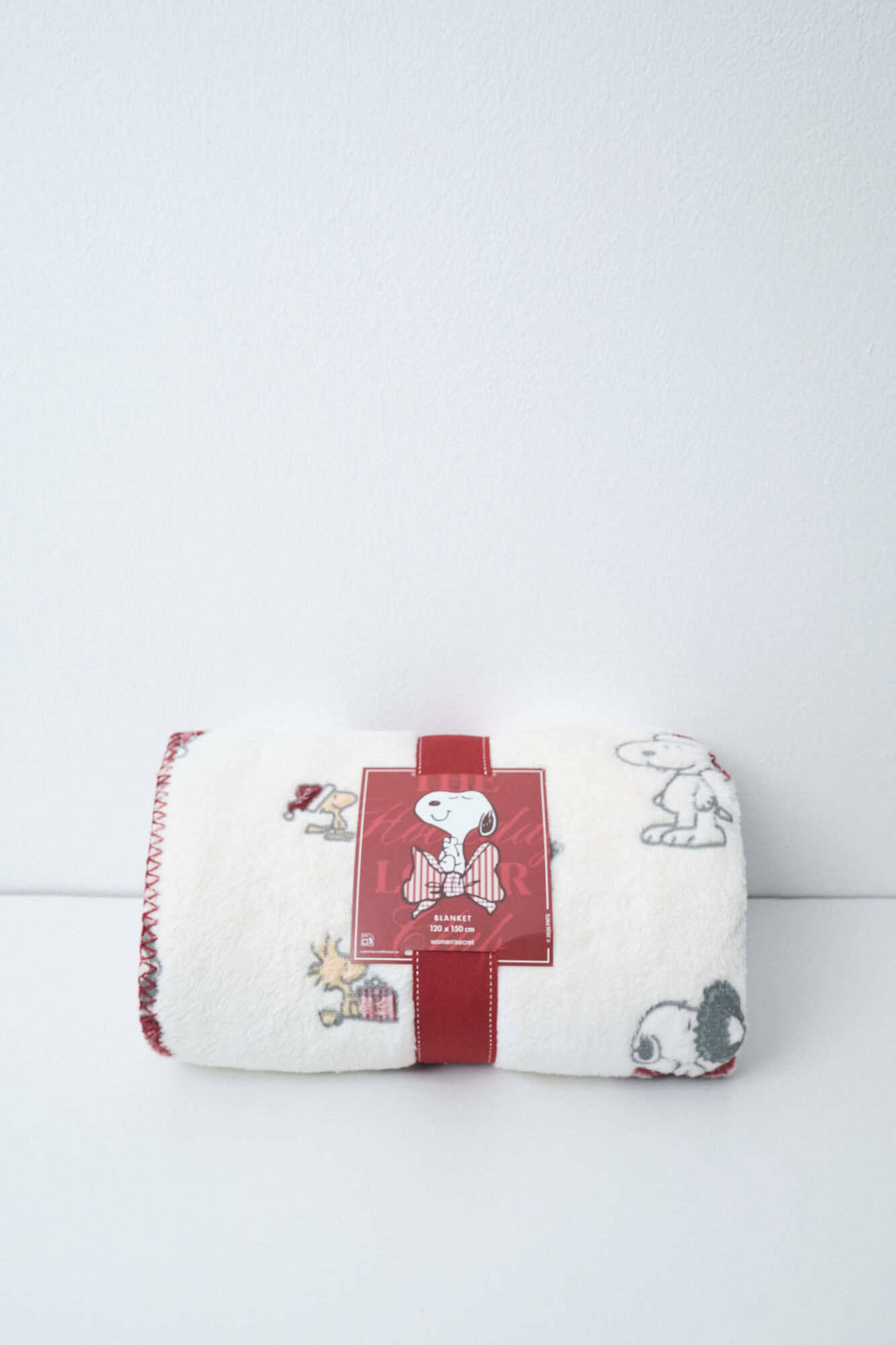 Women'secret Snoopy Christmas fleece blanket