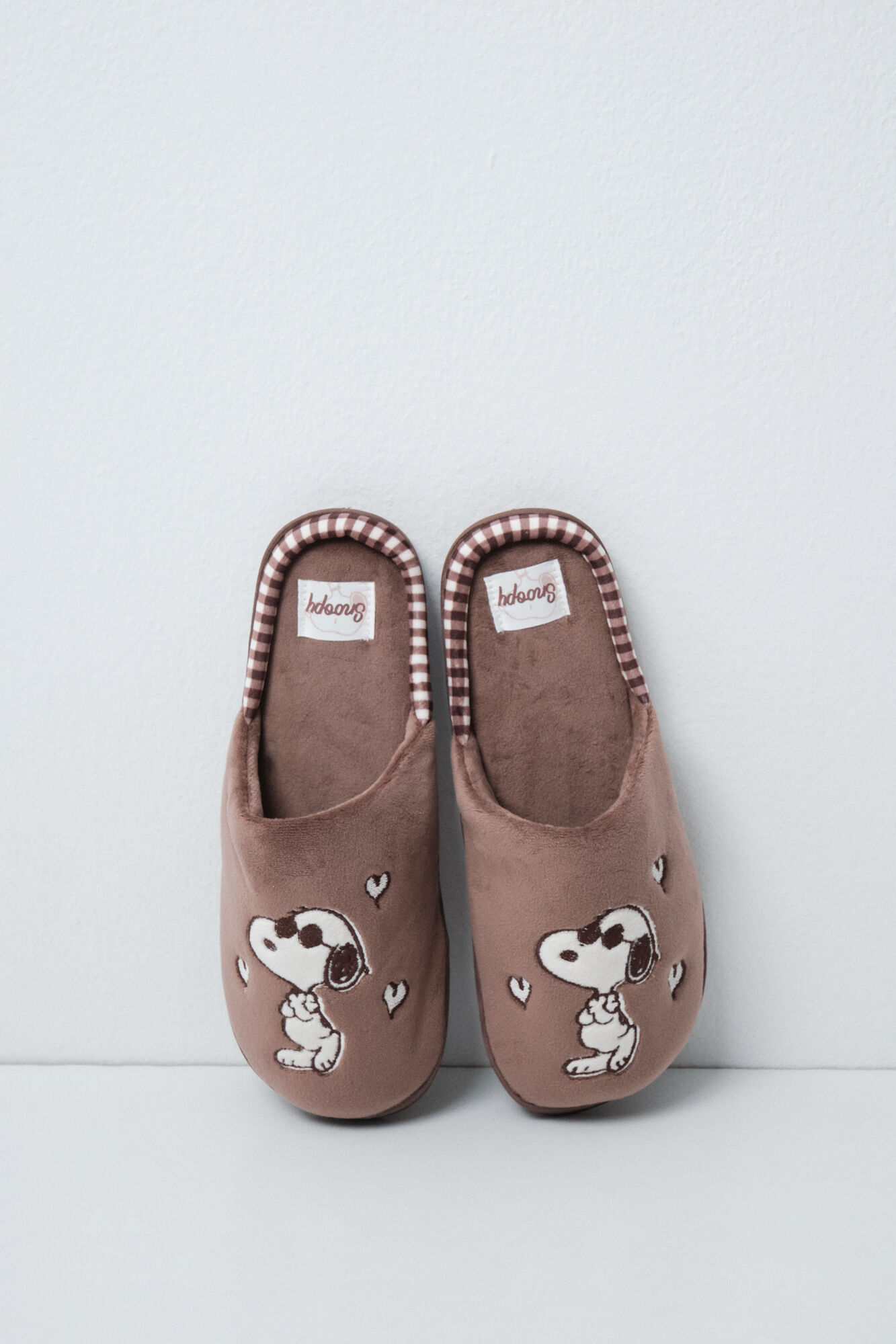 Women'secret Snoopy slippers