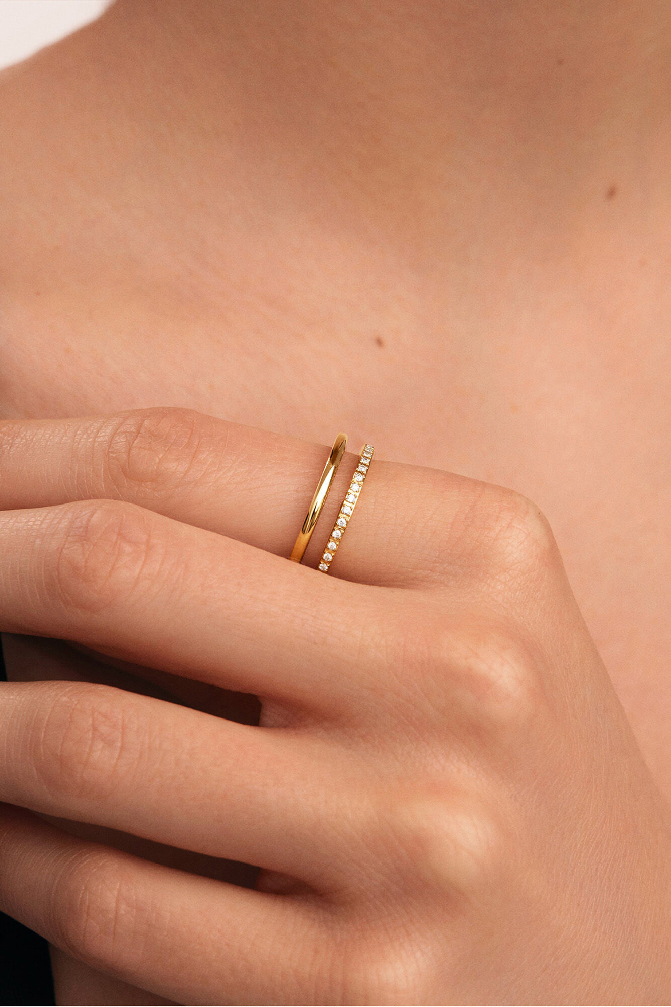 Singularu Bibiana Ring aus vergoldetem Stahl