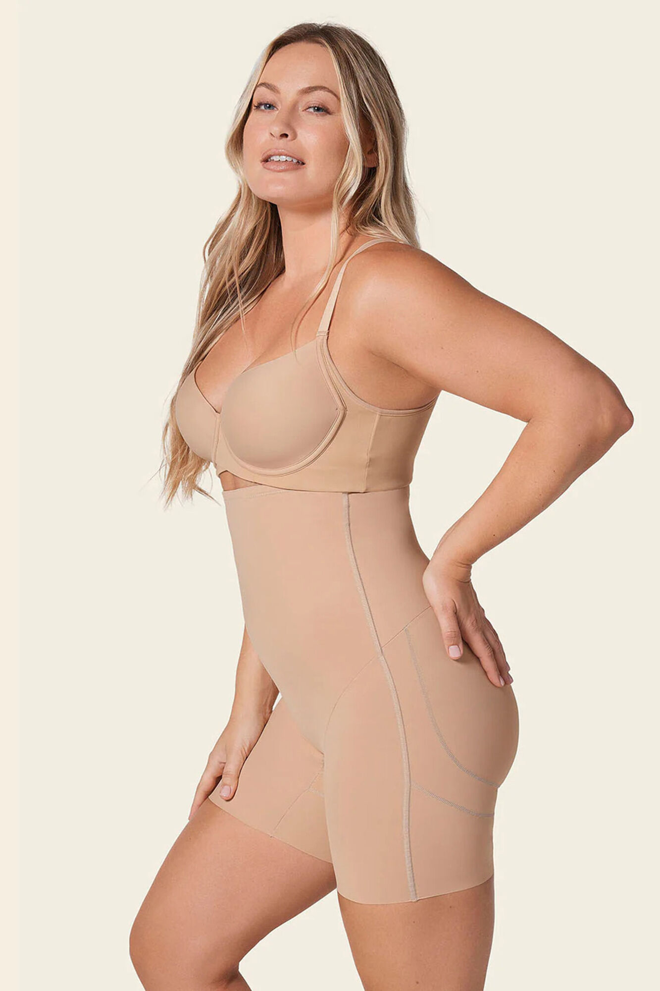 Leonisa Short media pierna tiro extra alto, levanta gl&uacute;teos