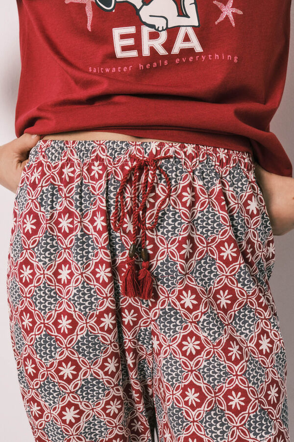 Women'secret Pijama largo algod&oacute;n Snoopy estampado geom&eacute;trico rojo