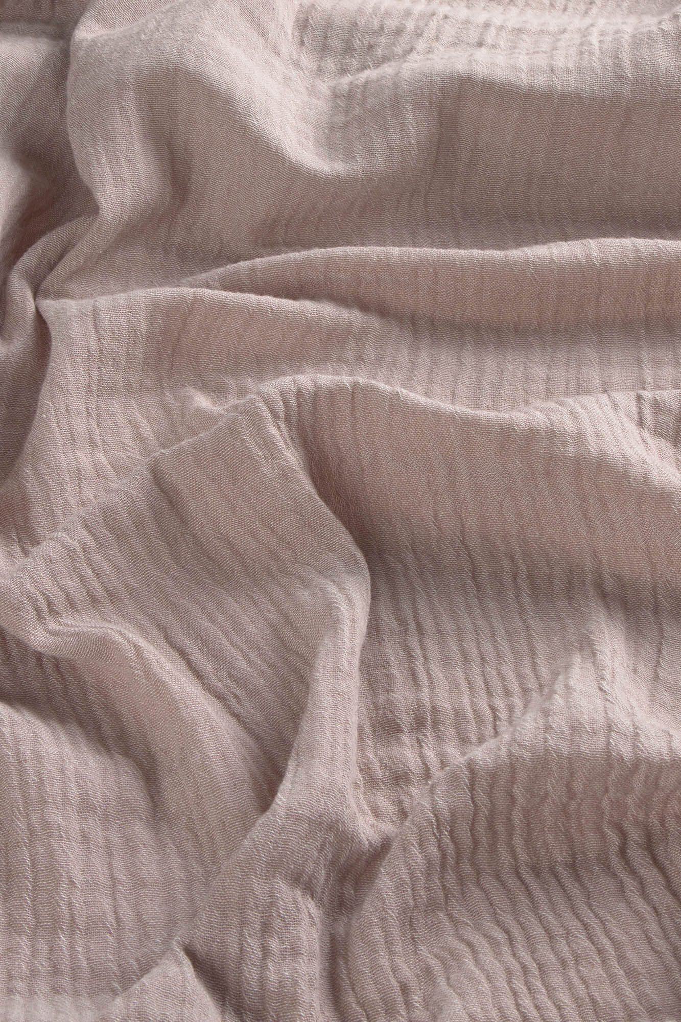 Calma House Tagesdecke aus Baumwollmusselin in Steinfarbe