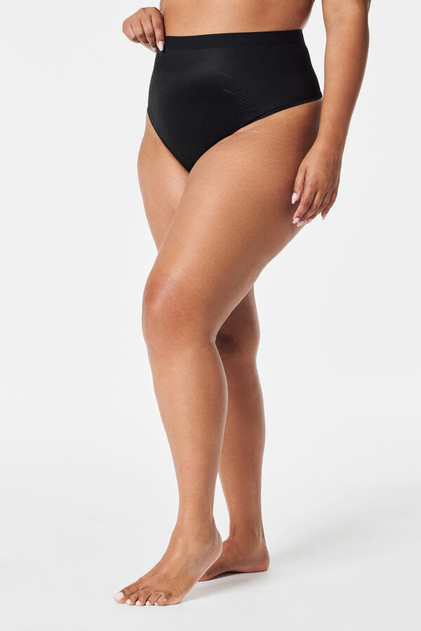 Spanx Tanga moldador Thinstincts 2.0 preto