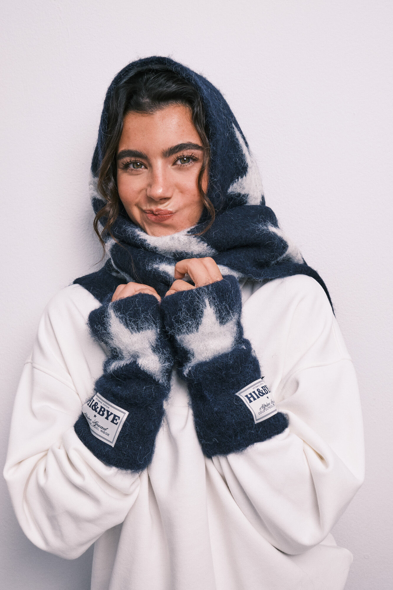 HI&BYE Foulard &eacute;toiles bleu marine