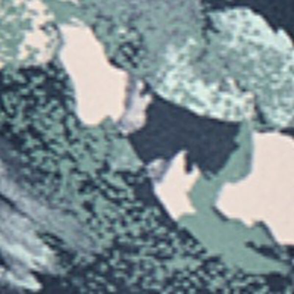 Only Play High-waisted and side pocket leggings blue