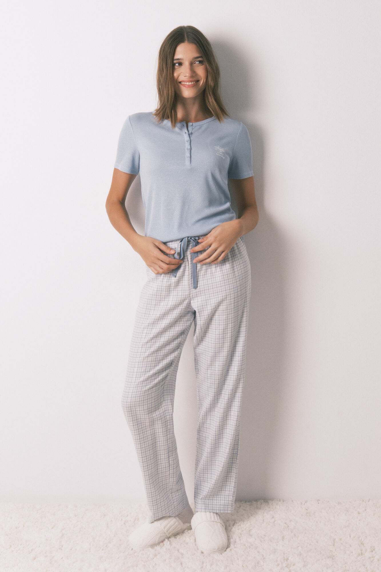 Women'secret Long blue checkered pajamas with a shiny effect