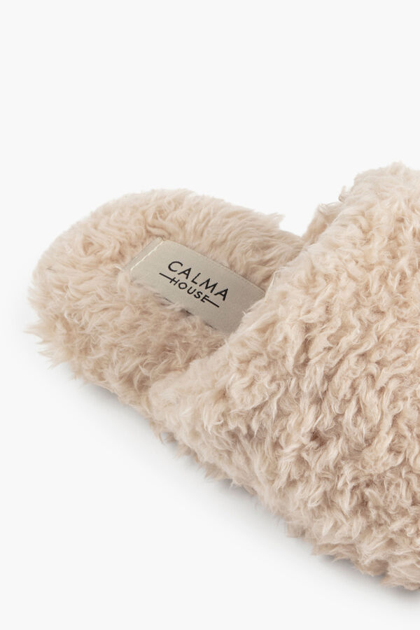 Womensecret Slippers for wearing around the house 