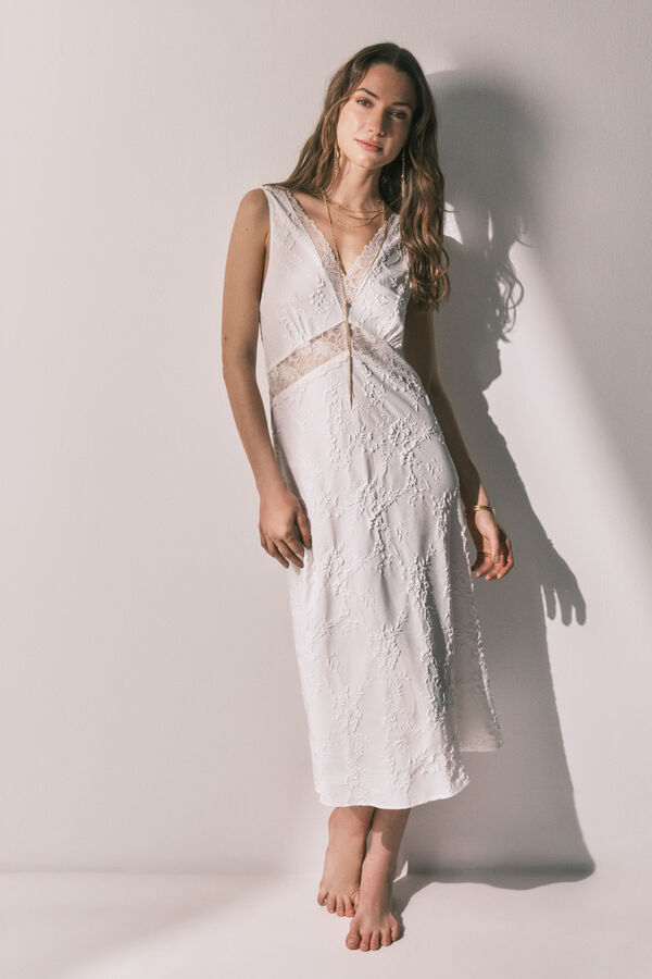 Women'secret Long satin jacquard nightdress in White beige
