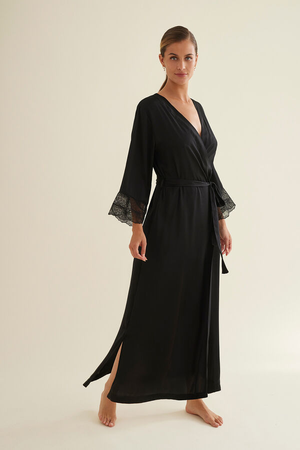 Promise Bata lencera kimono larga sat&eacute;n negro