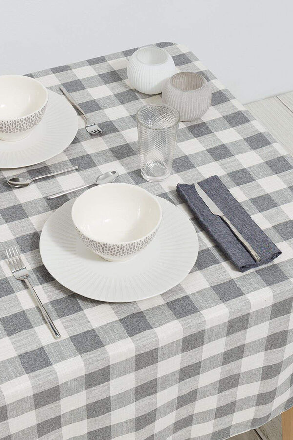 Womensecret Checked stain-resistant tablecloth Grau