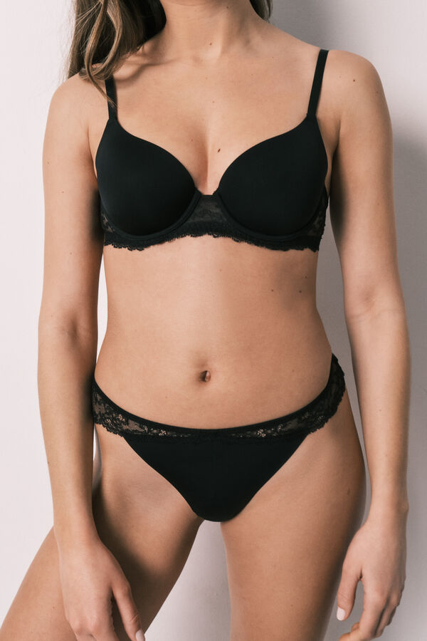 Women'secret Crne tanga gaćice od mikrofibera i čipke Crna
