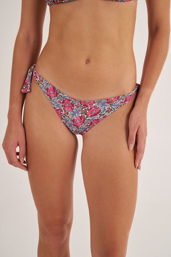 Bohodot Cueca de biqu&iacute;ni brasileira de cintura baixa floral branco