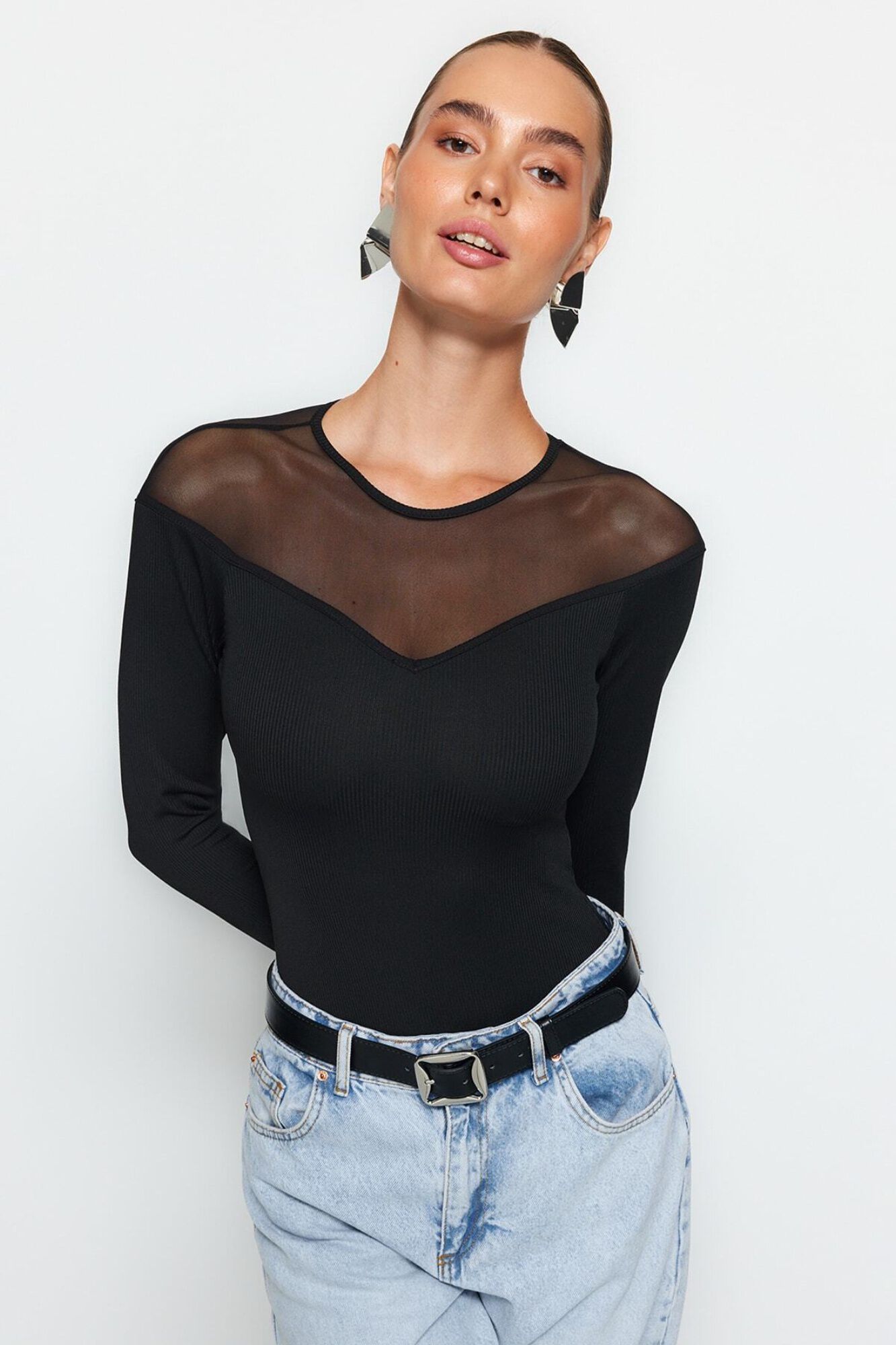 Trendyol Body ajustado de manga larga