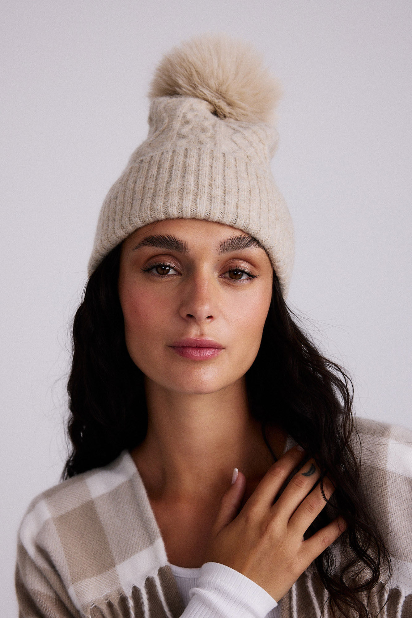 Pieces Gorro con pom-pom