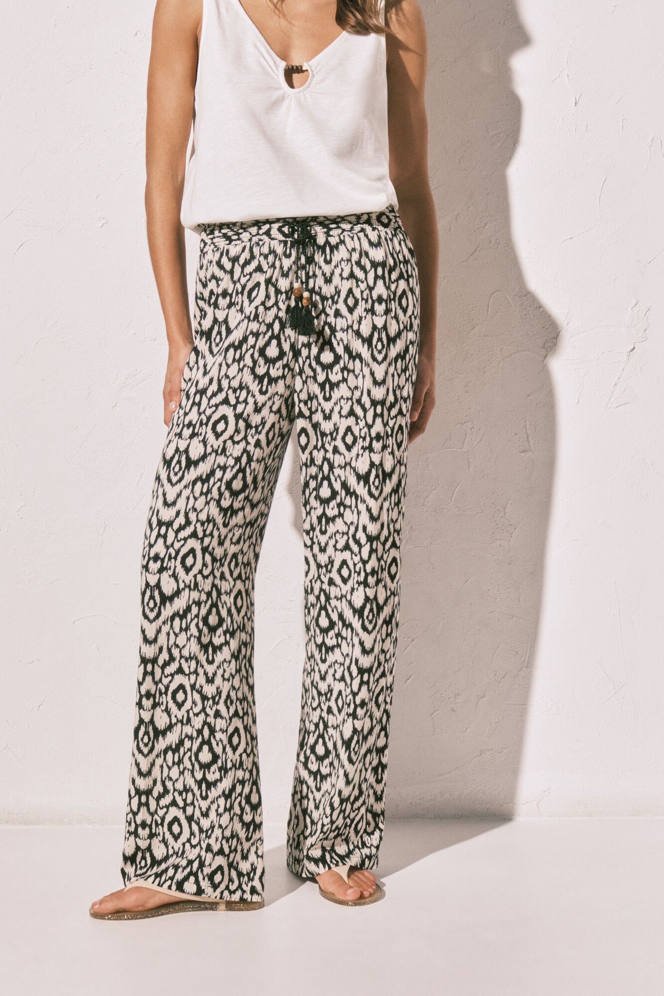 Women'secret Pantal&oacute;n largo estampado negro