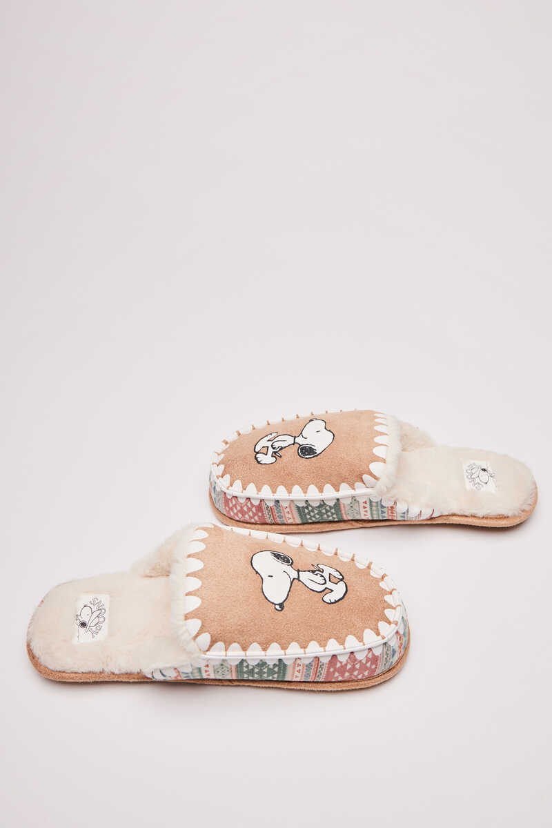 Womensecret Snoopy slippers with stitching brown