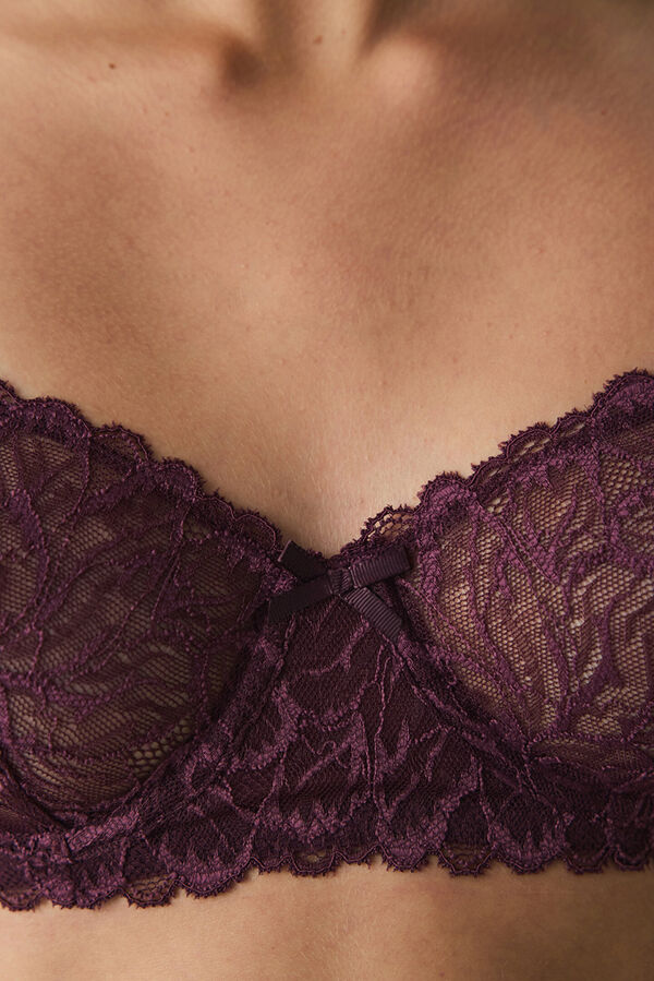 Penti Sujetador sin relleno con aros y encaje Gloria. burdeos