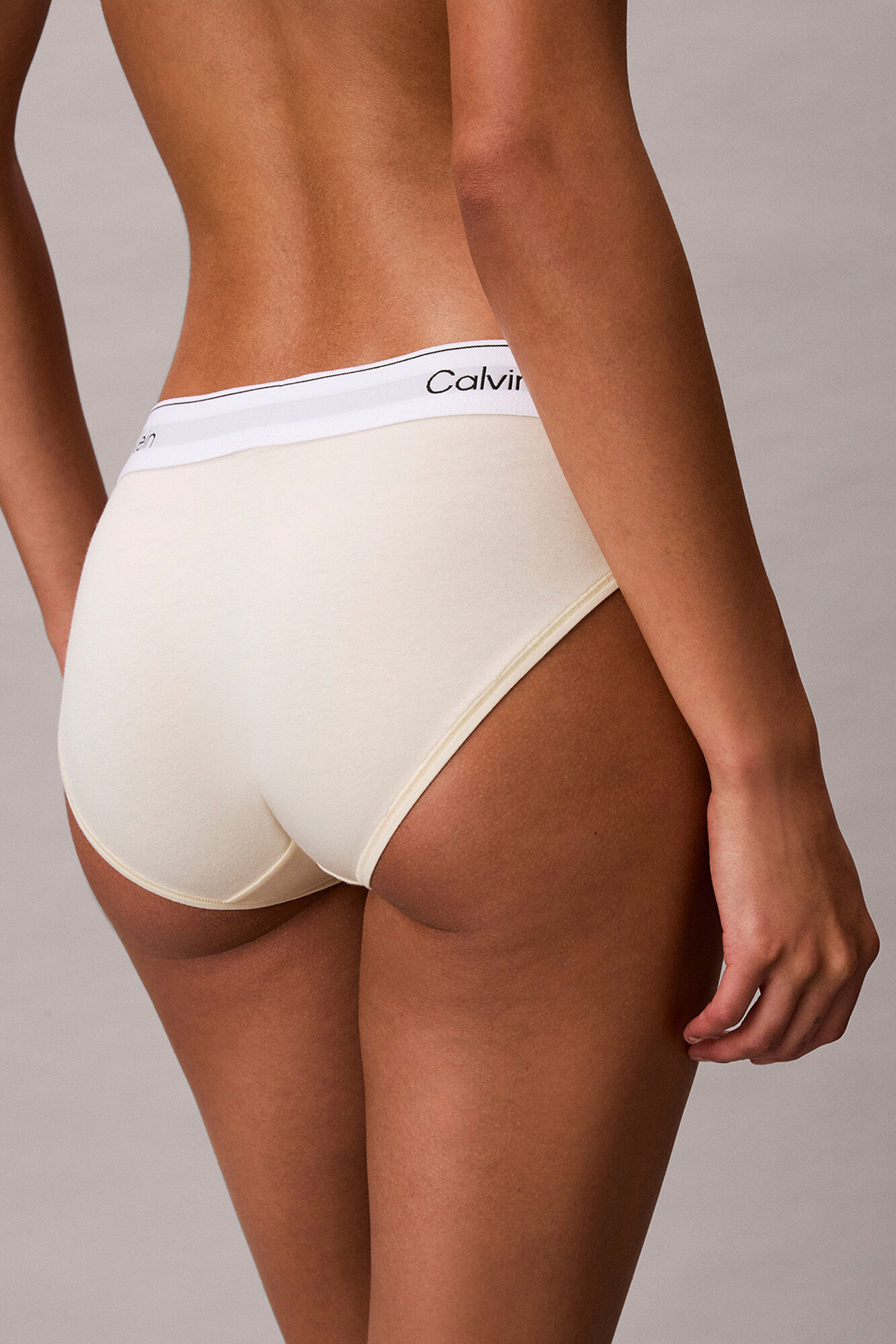 Calvin Klein Braga individual de mujer