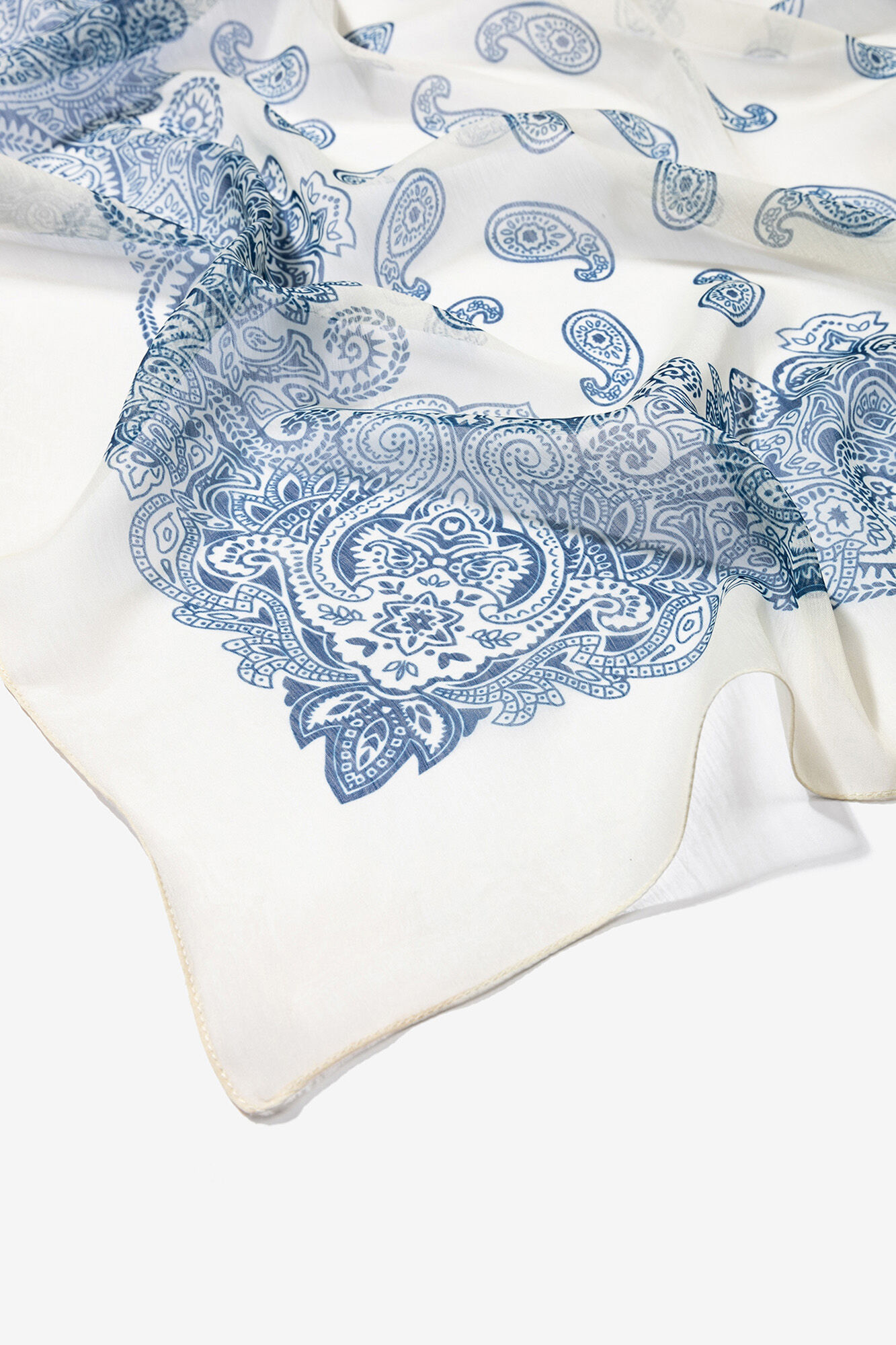 Vilanova Bandana semitransparente paisley